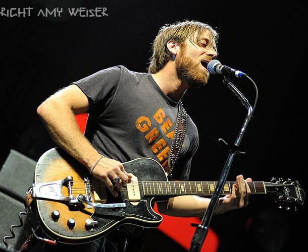 Dan Auerbach of the The Black Keys in Concert at Rocket Mortgage Fieldhouse (Quicken Loans Arena), Concert Photography © Amy Weiser, Photographer