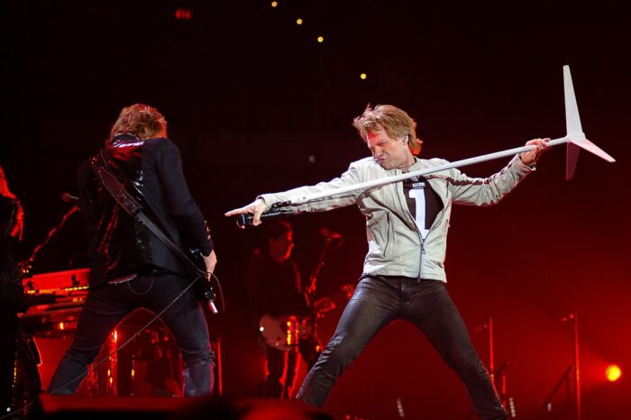 Bon Jovi in Concert at Rocket Mortgage Fieldhouse (Quicken Loans Arena), Concert Photography © Amy Weiser, Photographer