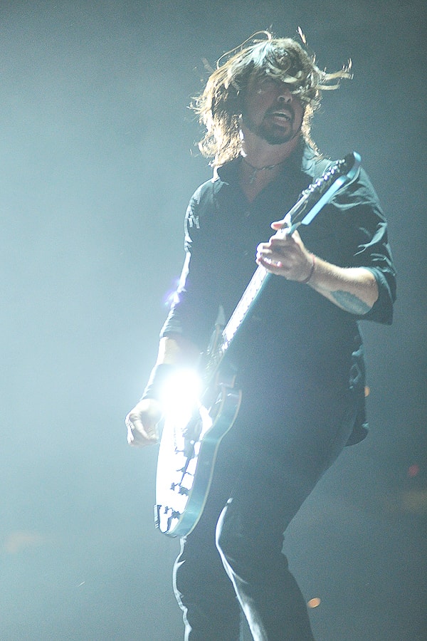 Dave Grohl of Foo Fighters in Concert at Rocket Mortgage Fieldhouse (Quicken Loans Arena), Concert Photography © Amy Weiser, Photographer